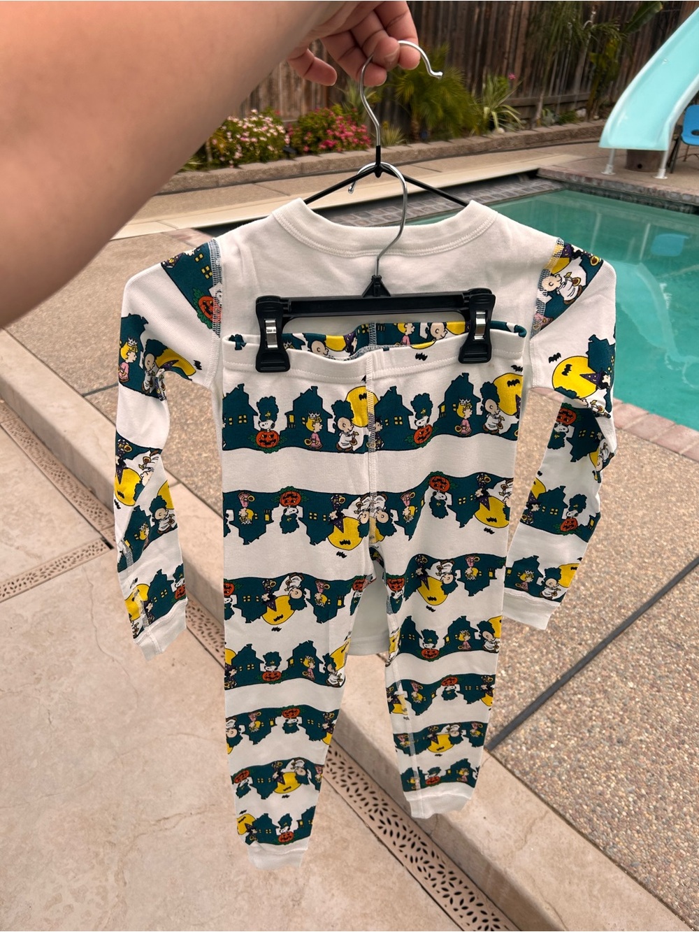 Peanuts White Striped Halloween Footie Pajamas with Snoopy & Pumpkin Print - Picture 2 of 6